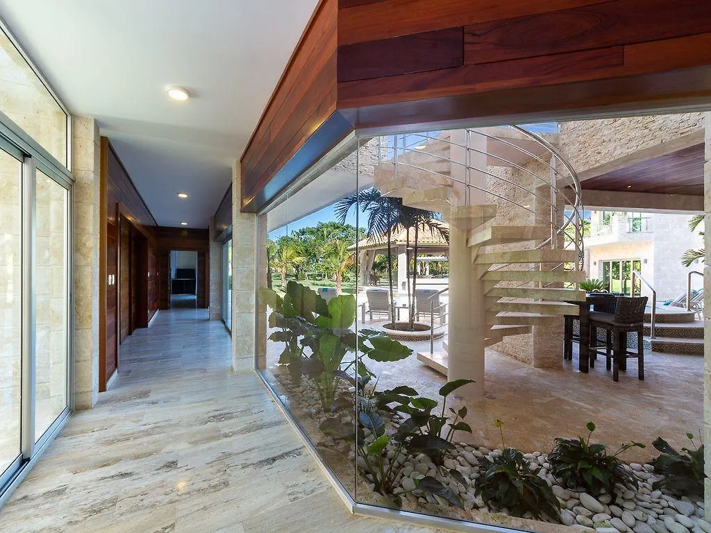 بونتا كانا Villa Coral Bavaro 0*, بونتا كانا جمهورية الدومينيكان