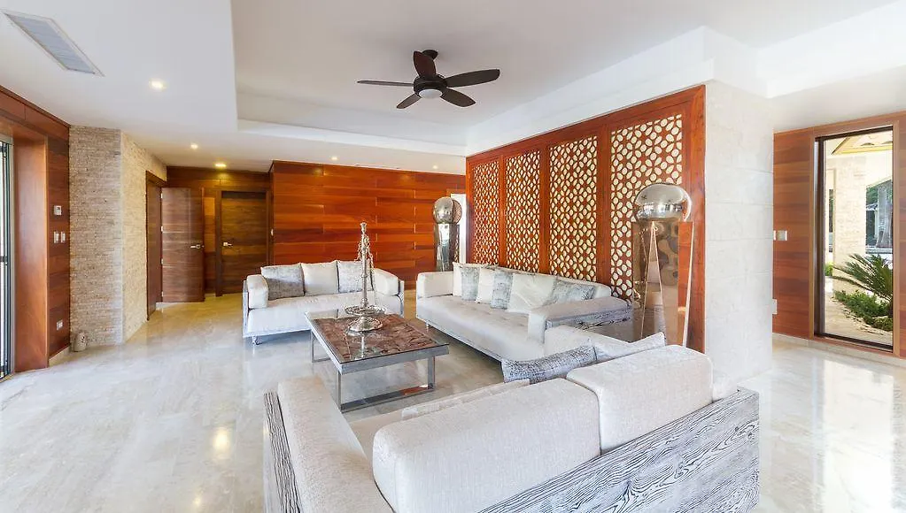 بونتا كانا Villa Coral Bavaro